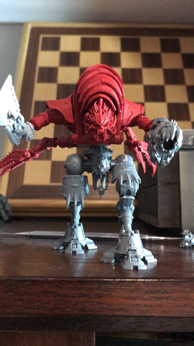 SalamandersNova's tweet photo. My #daemonengine / #knightarmiger of #khorne is... getting there! #warmongers https://t.co/Q3J5bQ4Auo