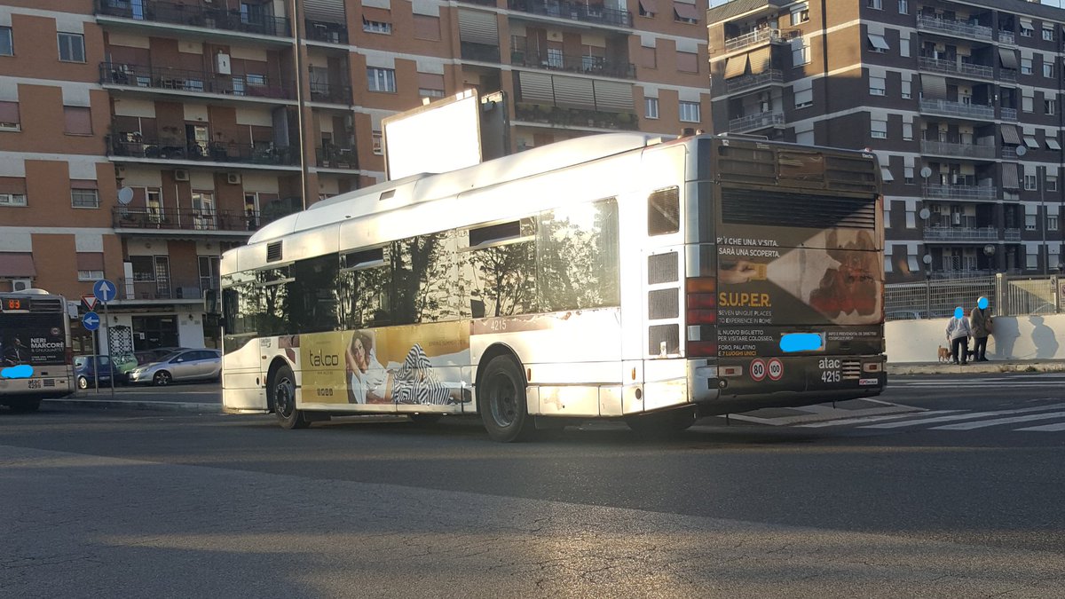 Piamola_A_Ride's tweet photo. Lì da ieri. #OraProNoBus @ATtACcheteArBus @MercurioPsi @TplRoma @iltrenoromalido @TreninoBlu @battaglia_persa https://t.co/e54sFnBMvL
