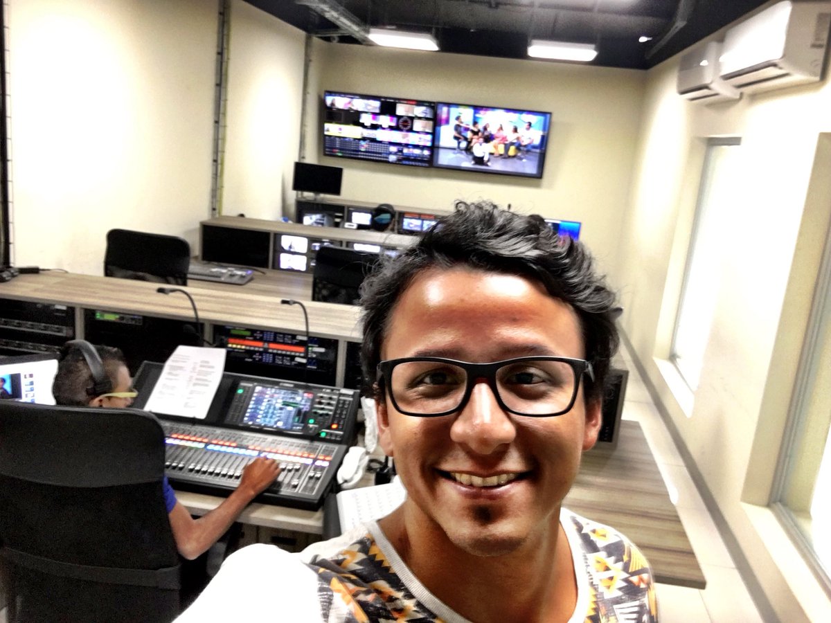 Aquion Chan tweet media