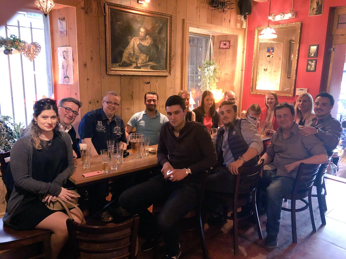 fbenoit74's tweet photo. Un plaisir d’accueillir avec @DubyMuller, @LeaBoyer30 lors d’un #afterwork avec les jeunes républicains ! Convivialité et bonne ambiance sont évidemment au rendez-vous... 👌🏻 https://t.co/PujT4A9fn5