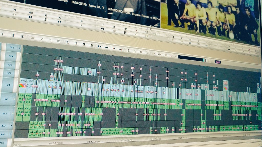 77Juanmt's tweet photo. Hoy después del TN2 @RTVCes emitirá un programa para recordar la Final de Copa que disputó la @UDLP_Oficial en 1978. Un triunfo de nuestro club del que podemos presumir los aficionados amarillos como José Luis Perdomo y yo. Y por eso no ha sido un trabajo más. 
#UDCOPA78
#VamosUD https://t.co/ZmodqpQ8yr