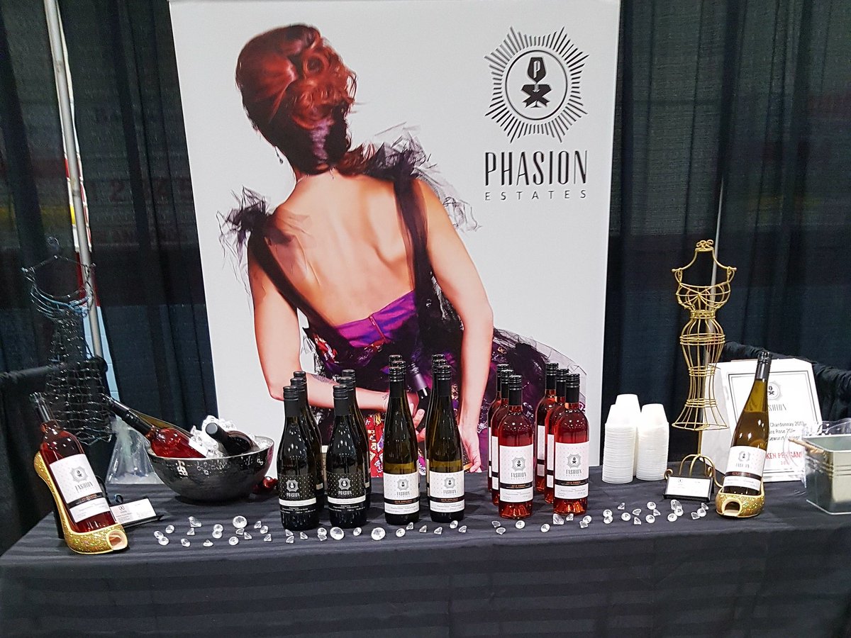 FashionEstates's tweet photo. All ready to experience our first Okanagan Eats festival in Kelowna. Stop by to try our Spring Sippers in you'll be in attendance. #okanaganeats #bcwine #bcwinemonth https://t.co/Ky8icuzhTT