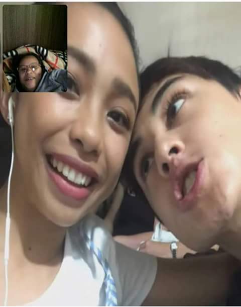 SerbitaM's tweet photo. Gusto nang umamin ni zonzon sa kanilang status kaya lang  pinipigilan siya ni yamyam.
#TWBAMayWardAndOnly https://t.co/p8Qal3rESn