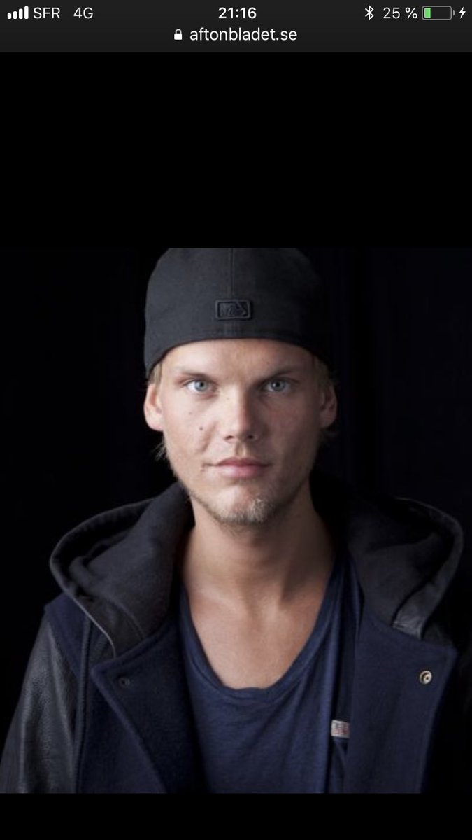 AmbVWD's tweet photo. Un choc dans le monde musical en Suède #Avicii qui a révolutionné le monde de la musique - un des plus grand #DJ et producteur de musique - très aimé et admiré - nous quittant bcp trop tôt! R.I.P. #TimBergling ! #wakemeup #hejBrother #True #Levels https://t.co/Odyn5qEPyf