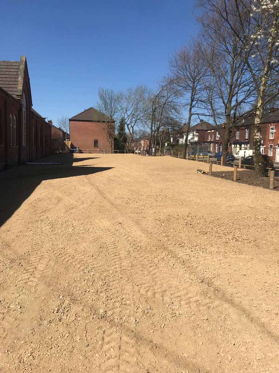BPGcontractors's tweet photo. Excellent job completed locally following a previous client recommendation. No material removed from site and 600m2 of parking now available. Well done to Rhys and Danny for the finishing touches.  #verybusyweek 👍👍 https://t.co/cd4LzwidTN