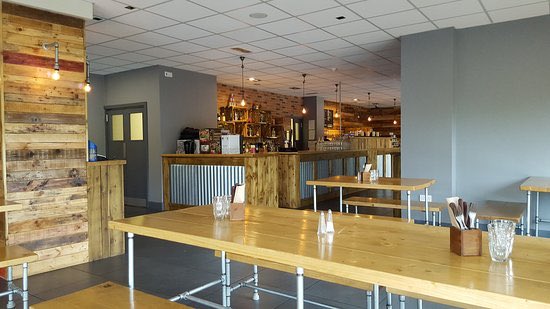 WombatsCC's tweet photo. Awesome to have #Tauntons newest, popular venue @tw_eatthebird as a club sponsor for the next 2 years  - thanks for your support guys #chicken #cricket https://t.co/p2nDhiLRTy