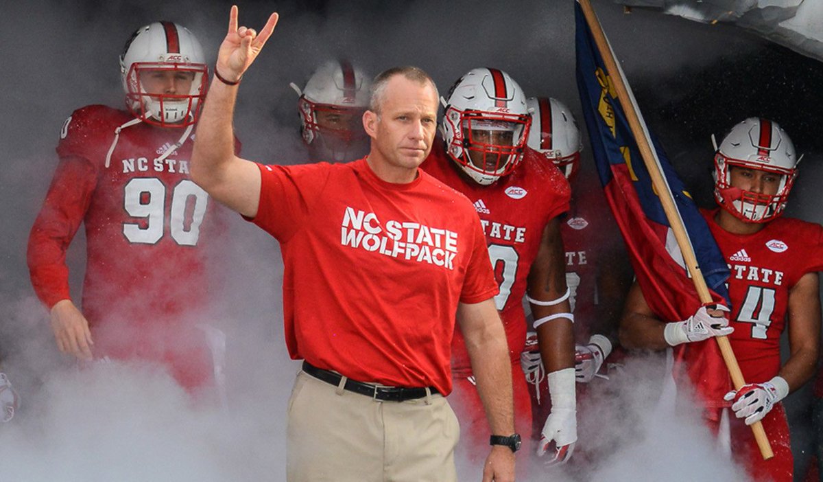 PackFootball's tweet photo. ✔️ Most ACC wins in 23 years
✔️ Top-25 final team ranking
✔️ 7 All-ACC selections, 4 All-Americans

Proud to announce the NC State Board of Trustees has approved a new contract for @StateCoachD that runs through Dec. 31, 2022! 🐺 🐺 🏈

RELEASE: https://t.co/OjyusqlUNx https://t.co/zIsmk8cElh