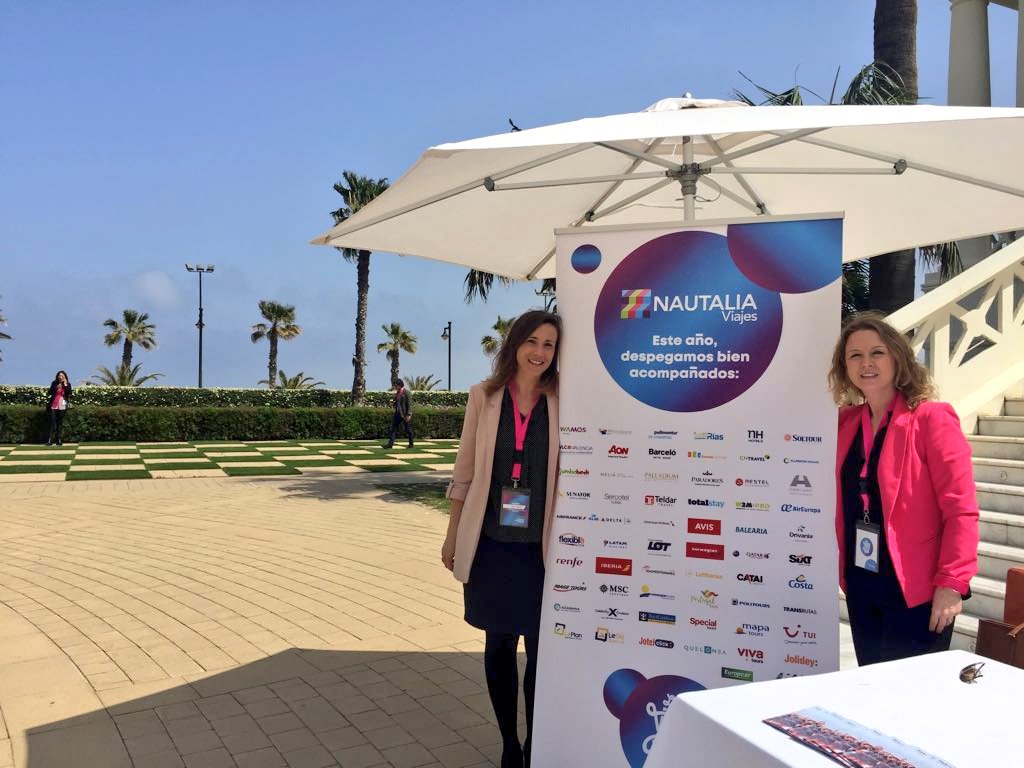 CNereaC's tweet photo. En convención de @nautaliaviajes #Valencia espectacular! @sercotelhoteles https://t.co/87GMWYBHzd