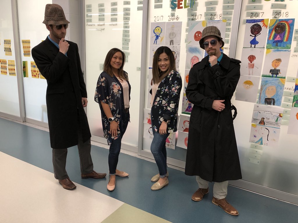 LSal72's tweet photo. It’s Twin Day @WindsongHeights Can you tell us apart? #WHSwolfpack #WHSwolftastic #twinday #schoolspiritday #rvsed https://t.co/v9qKFpjOa3