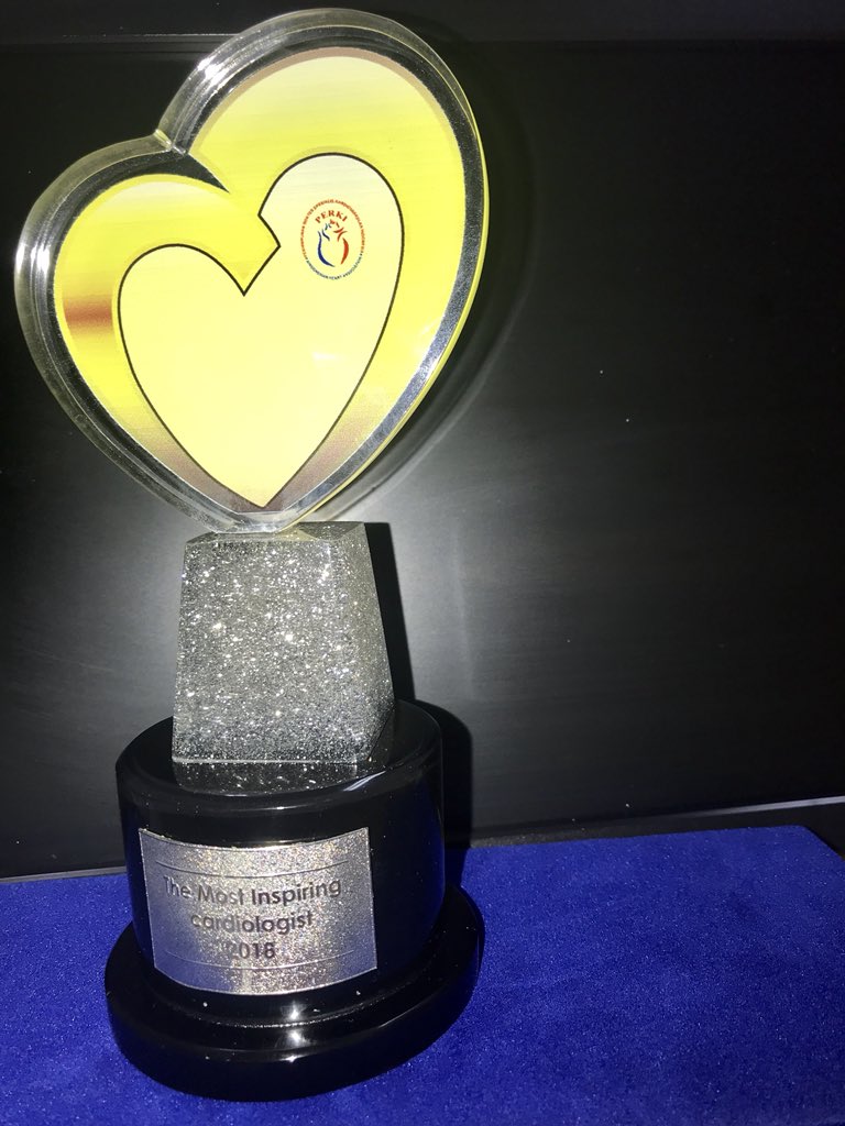 ismanf's tweet photo. Alhamdulillah..Special award from Indonesian Heart Association for me and my sensei Dr. M. Munawar as The Most Inspiring and Influencing Cardiologist in Indonesia 2018 🙏 thanks. #perki #CardioTwitter #Radialfirst  @radcliffeCARDIO #perki #inaheart #cardiotwitter https://t.co/oVY3bCmLxr