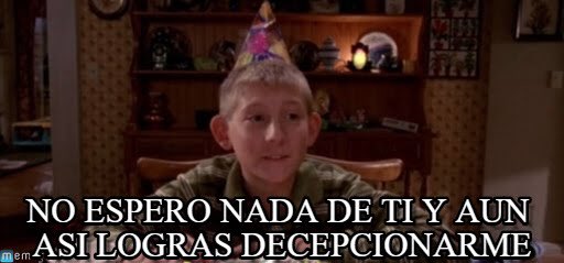 nicogugaa's tweet photo. Me asomé a @CanalRCN a ver “ #ElGrandDebate “ y van y pasan una propaganda de Iván Duque... https://t.co/OxgxTNpnrT