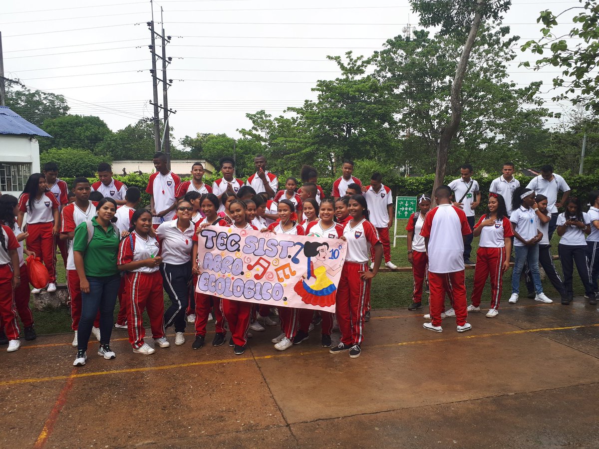 fggonzalezl's tweet photo. ¿Sabías que?  El @bajocauca_com es, junto con Urabá, la región de mayor diversidad cultural de Antioquia. Allí confluyen paisas, caribeños, afrodescendientes y colombianos del interior del país, les han dado un matiz diferente a las tradiciones de seis municipios.  @SENAComunica https://t.co/7eVgfrFZeR