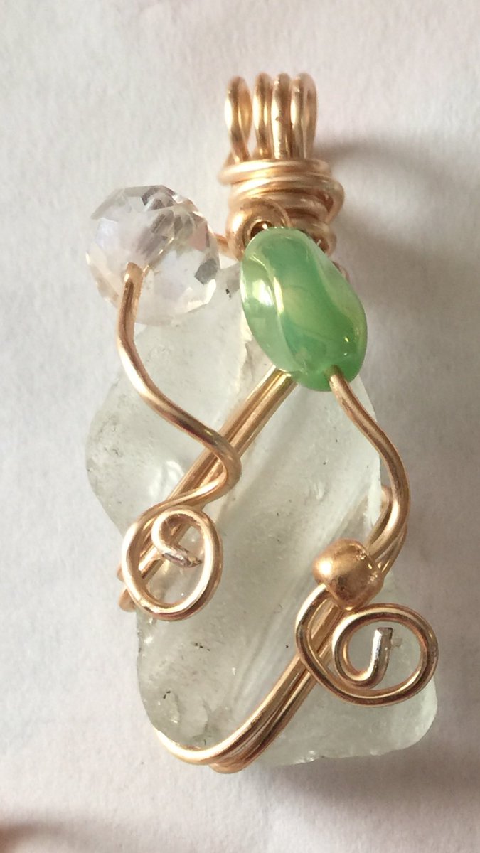 beachbobbles's tweet photo. Old privacy glass #seaglass #wired #Oceans #MothersDay  #giftforher #BeachcomberExperience #beachlife https://t.co/MVMFy7kypm