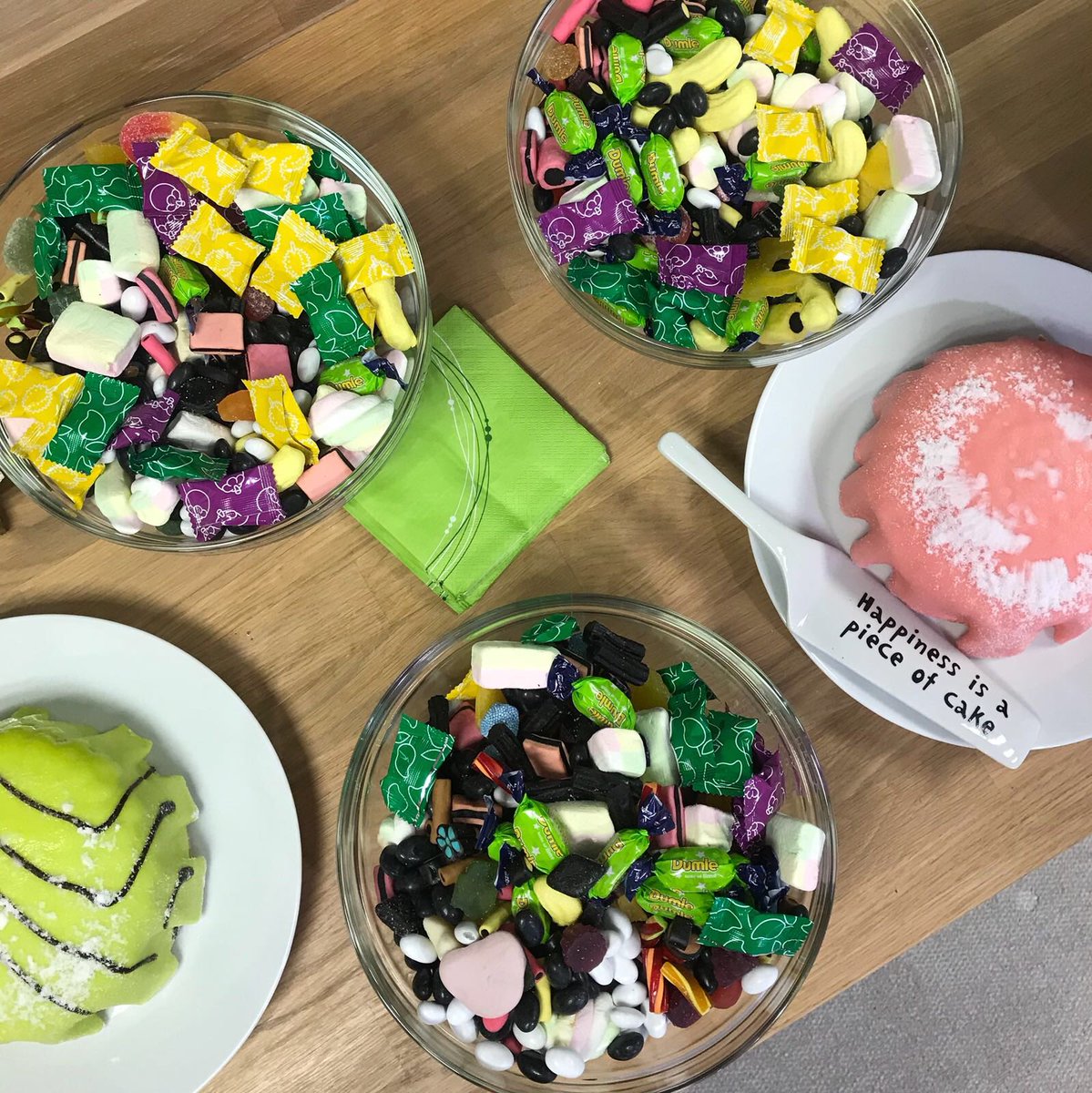 playmoregms's tweet photo. It’s Playmore Games’ 4th birthday! 🎂 🎁 https://t.co/SGEdvZ8qRx