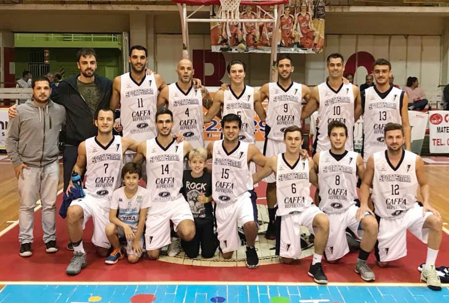 SportsmanCSyD's tweet photo. 🏀ESTA NOCHE ARRANCA LA SEGUNDA RUEDA

🏆 #Apertura #AVB
📌 Fecha 10
⚽️ #Sportsman 🆚 Peñarol
⏰ 21.30 hs
🏟 Gimnasio de Barrio Norte
👥Benedetti/Zuliani

HOY Y SIEMPRE CON VOS!💙
#DaleBlanco 🚅 https://t.co/zSKVCSqae4