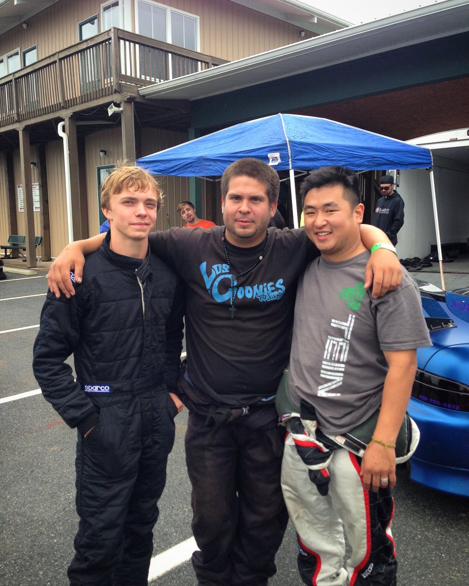 usdrift's tweet image. Flashback 5 years ago with these guys. Great to see they’re all still involved with drifting | #usdrift #clubloose #lookoutdrift #ecfu #fdproam #summitpointraceway #flashbackfriday #fbf