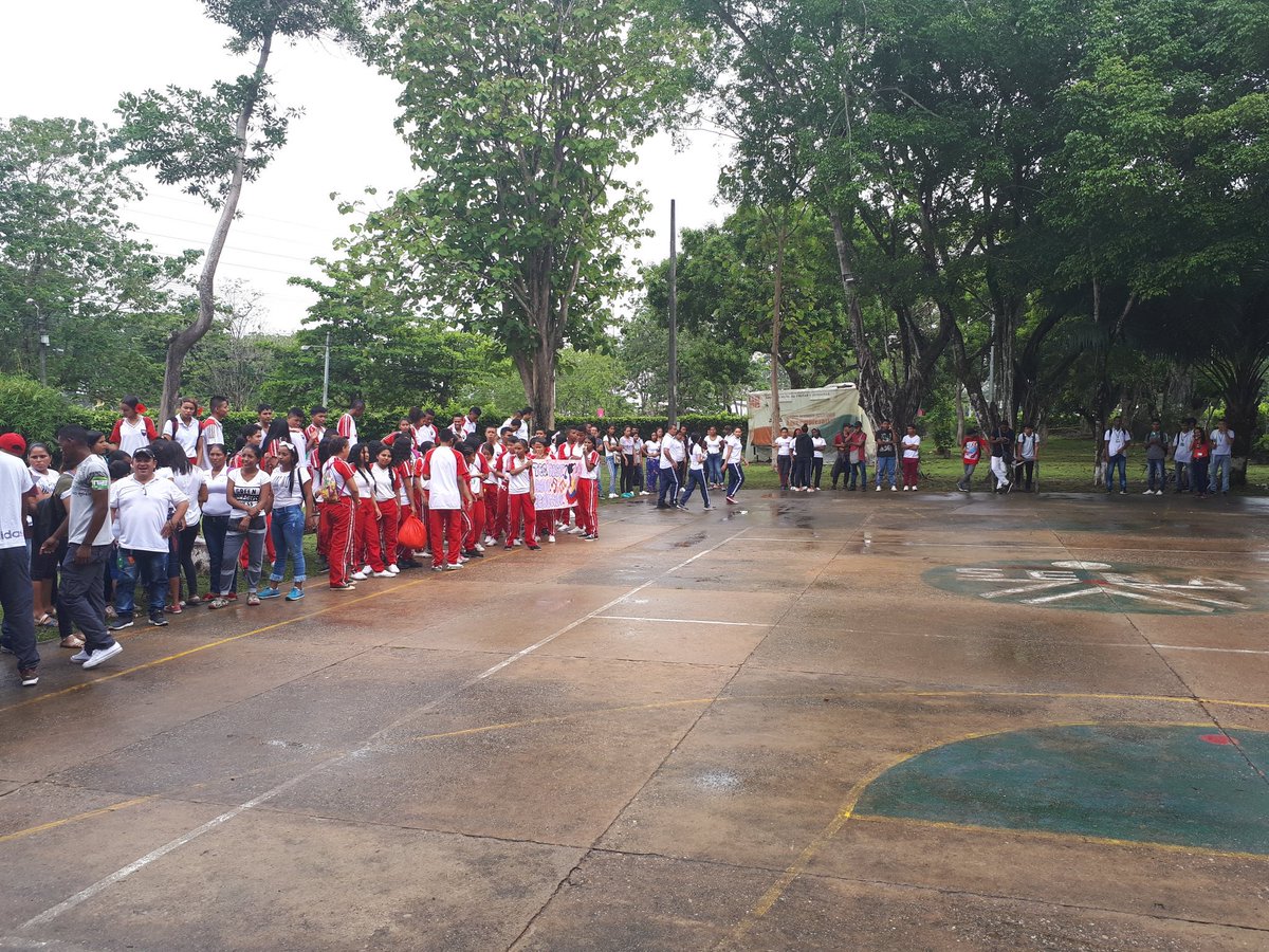 fggonzalezl's tweet photo. ¿Sabías que?  El @bajocauca_com es, junto con Urabá, la región de mayor diversidad cultural de Antioquia. Allí confluyen paisas, caribeños, afrodescendientes y colombianos del interior del país, les han dado un matiz diferente a las tradiciones de seis municipios.  @SENAComunica https://t.co/7eVgfrFZeR