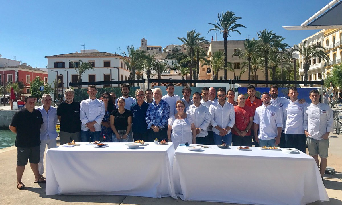 La campaña “Vive la Posidonia”, Premio Alimara 2018 al #turismo responsable y #sostenible 
Enhorabuena al <a href="/ajeivissa/">Ajuntament d'Eivissa</a> y a todos los participantes por este premio internacional
<a href="/CETT_UB/">CETT</a> <a href="/BTravelShow/">B-Travel</a> #Premisalimara #ViulaPosidònia #IbizaPosidonia #EivissaPosidonia