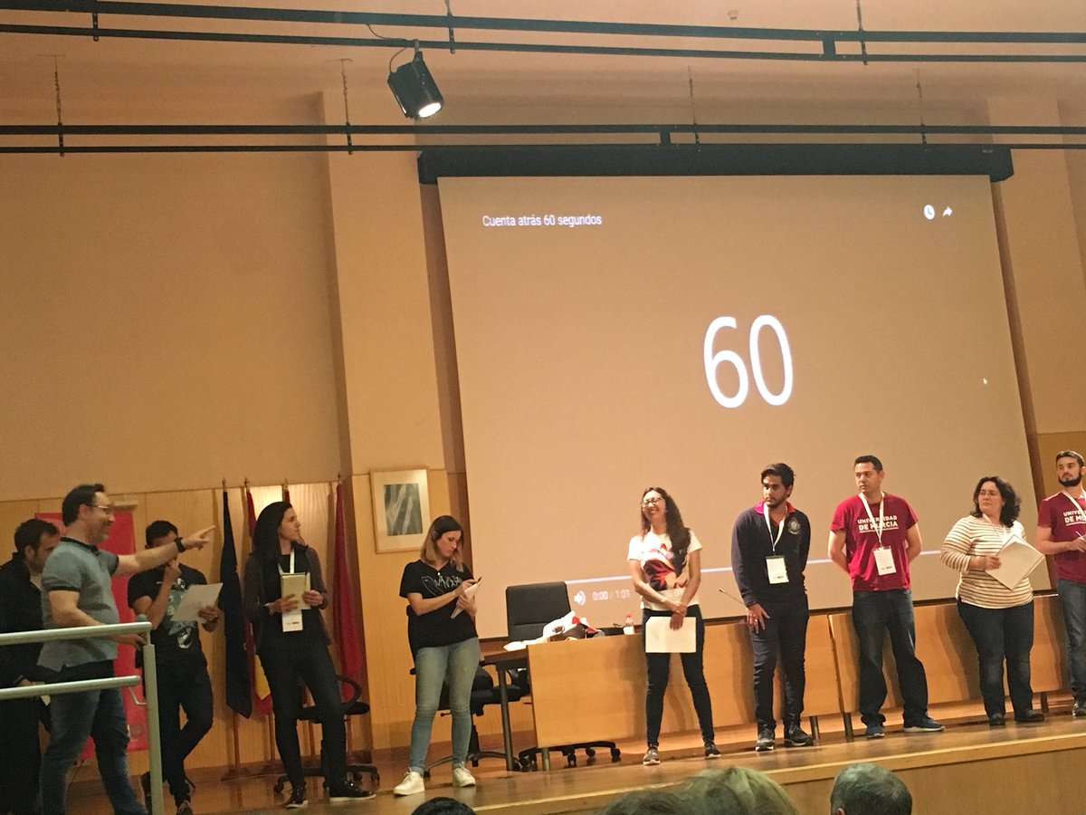 lourdesaznar's tweet photo. Llegamos al final #ActivateMurcia #Grupo13 con nuestra capitana @elisaege buscando perfiles profesionales para nuestra startup https://t.co/G5D7UeOuv3