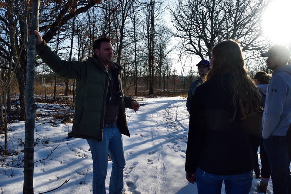 ProfessorHicks's tweet photo. FBF: Last month I went for an awesome hike with @mnsu_rec at Minneopa SP! Students had no class-based incentive to be there.... they just wanted to learn. If there is a better feeling as an educator, I am yet to find it. https://t.co/hqSvyJvFxj