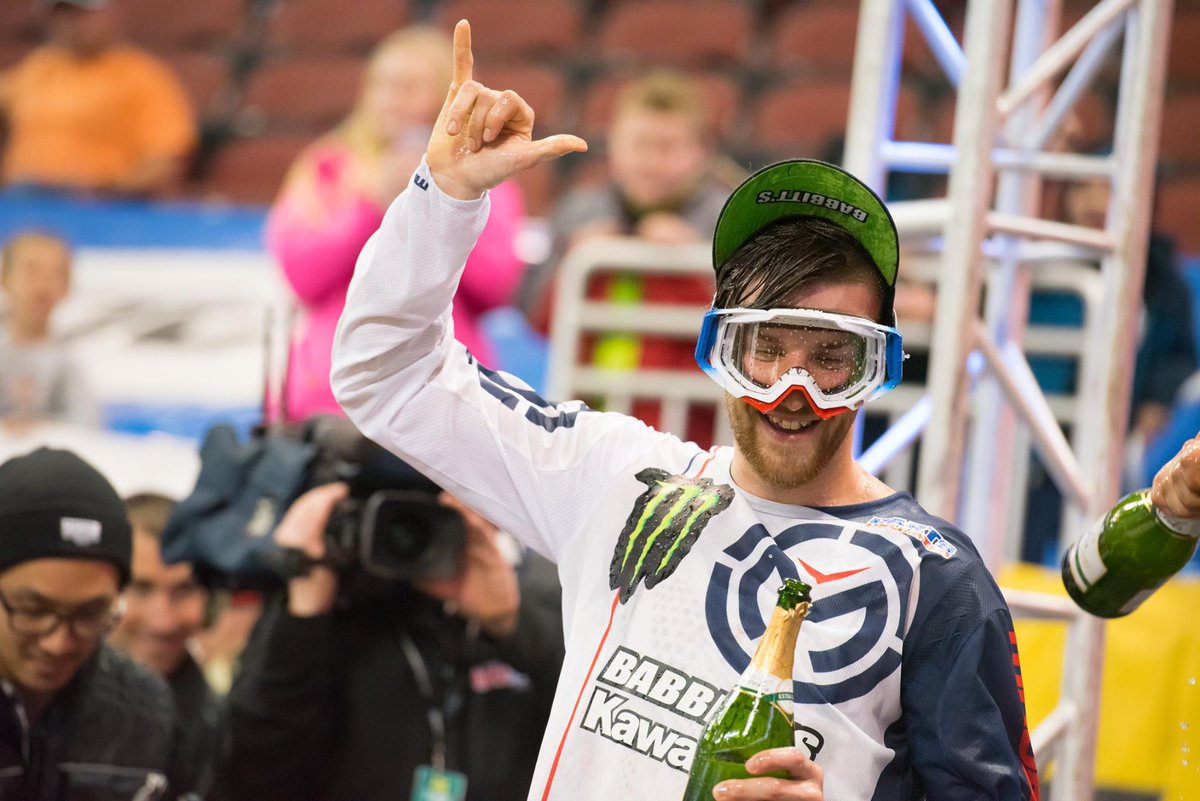 TeamBabbitts's tweet photo. Arenacross - Round 10 Portland - Who's ready?
#racetothecupchampionship #moreintense https://t.co/VLGDOupPrY