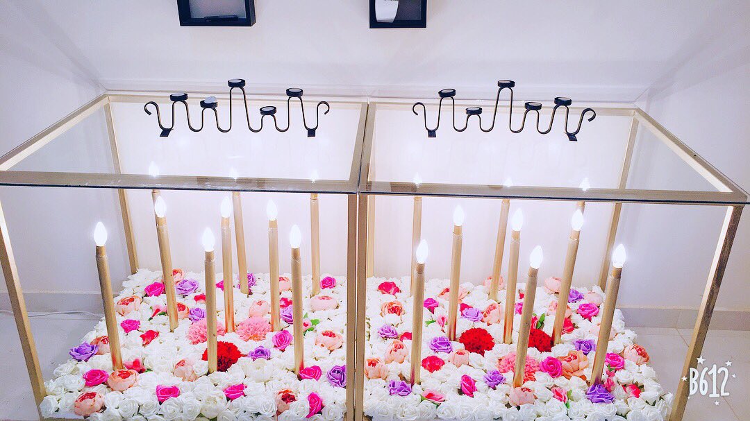 كادو لتنظيم الحفلات
للحجز والاستفسار: ٠٥٠٥٣٤٩٢٨٩
سناب شات : cadeau. 725
" تصميم سعد "