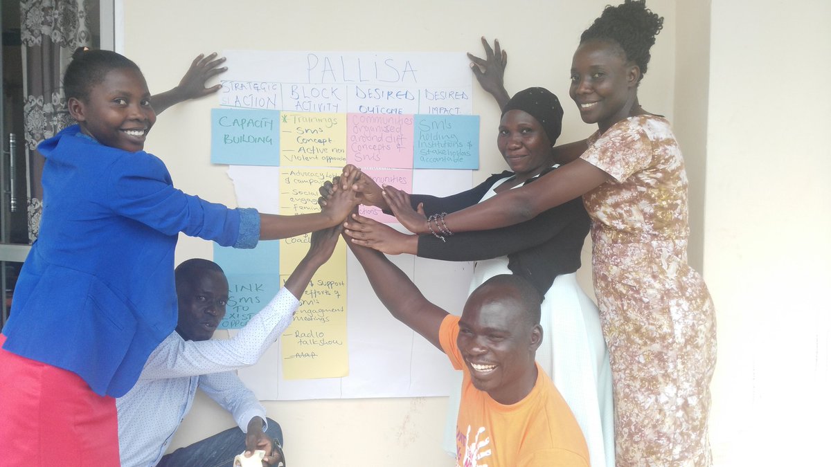 DavidAsubu1's tweet photo. Pallisa Cluster Members excites about developing their Action Plan on #SocialMovements at the tail end of the #SocialMovementsTraining in Lira District. #TransformativeMovements @ActionAidDK @actionaiduganda @activistabusik1 @bangirac @ImmaculateAwor1 https://t.co/mtWMUN7pOb