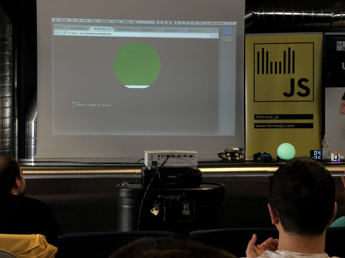 Giu1io's tweet photo. Bluetooth &amp; JavaScript at #UniversalJSDay 😮 https://t.co/Svy634GFC9