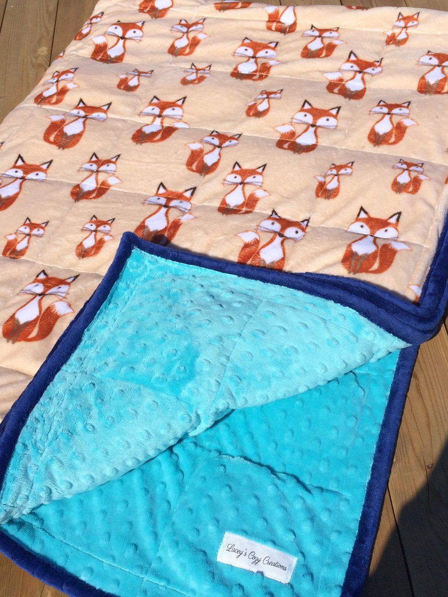 LaceysCreations's tweet photo. Newest weighted blanket out the door. Weighted blankets have so many benefits check out the listing here.  

https://t.co/1srwUQTn8I https://t.co/7T5R6Ied7X