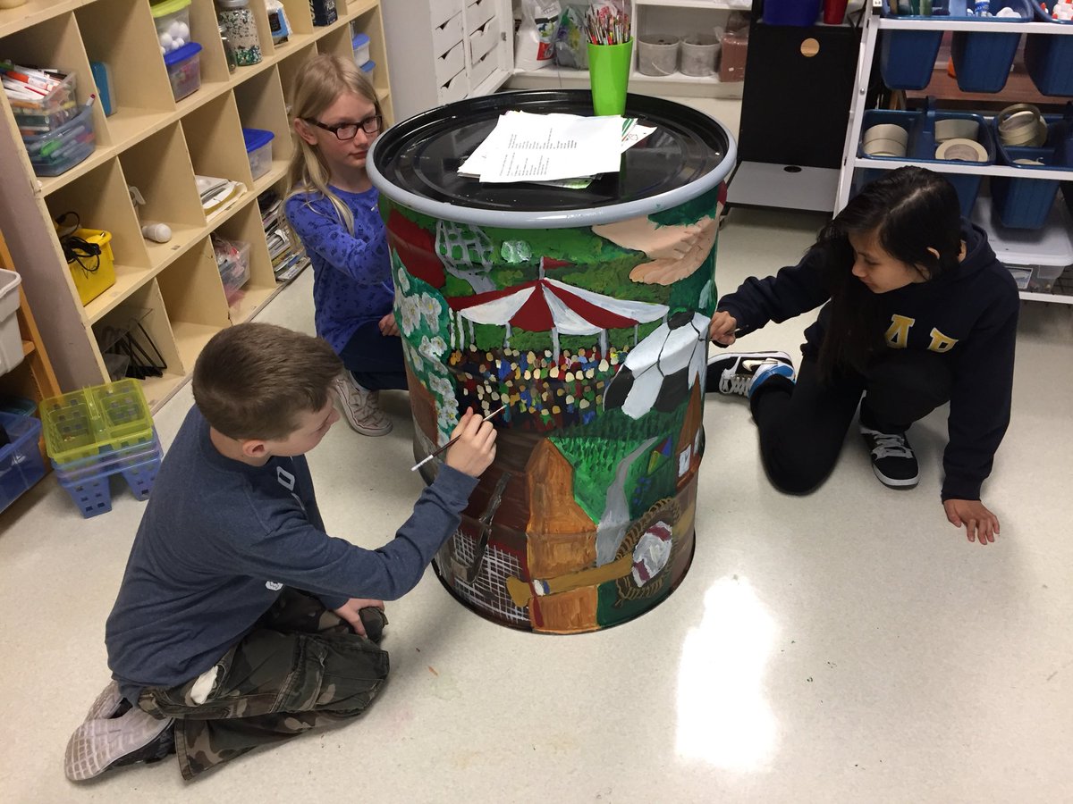 HolyFamilyS's tweet photo. VG students participated in the Spruce Up St.Albert garbage can project. Students brainstormed images, planned, and painted! ...now for the touch ups... https://t.co/COO8UDMci2