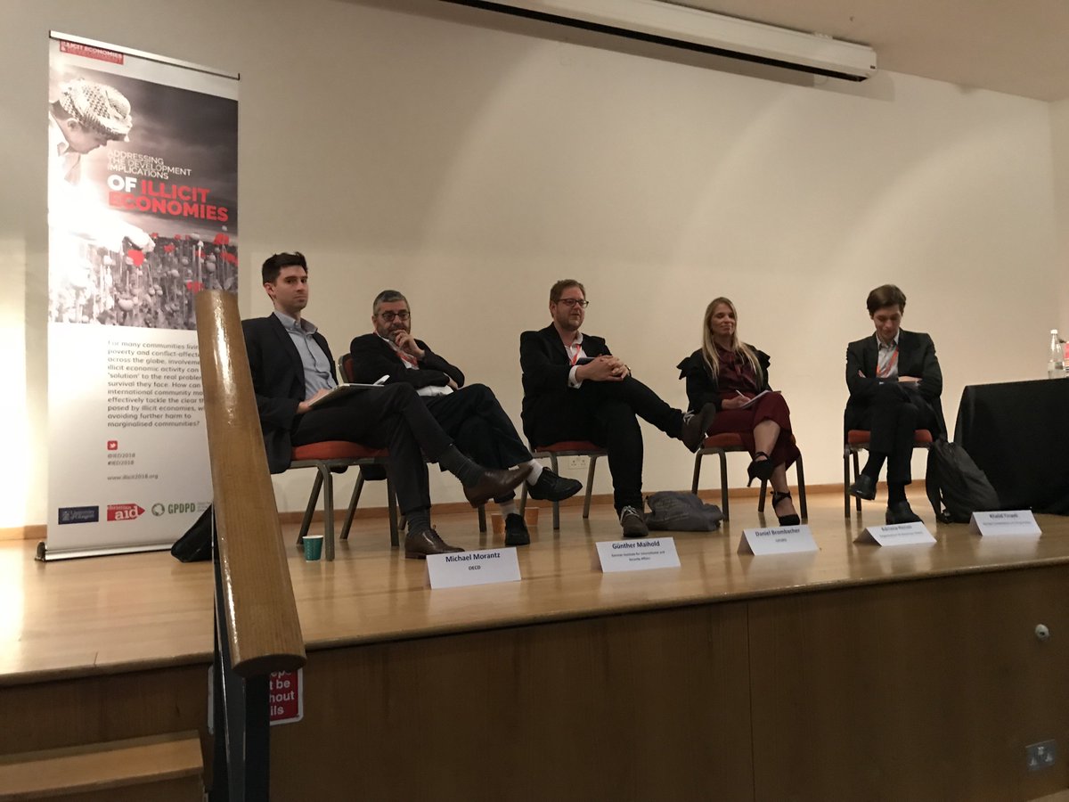 IED2018's tweet photo. Final roundtable on a future agenda of development-led responses to illicit economies with @michaelmorantz @GMaihold @GPDPD_ Adriana Henao of @OAS_official and Khalid Tinasti of the @globalcdpIllicit #IED2018 https://t.co/HfBqqi5Z3d