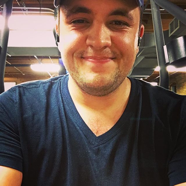 Dt137Thomas's tweet photo. This is me yesterday after i set a personal record on the stair master! 111 Stories in 30 Minutes!! #workout #workoutmotivation #workoutgoals #personalrecord #stairmaster https://t.co/SHBiJeIyho https://t.co/9JUCPH3T2W