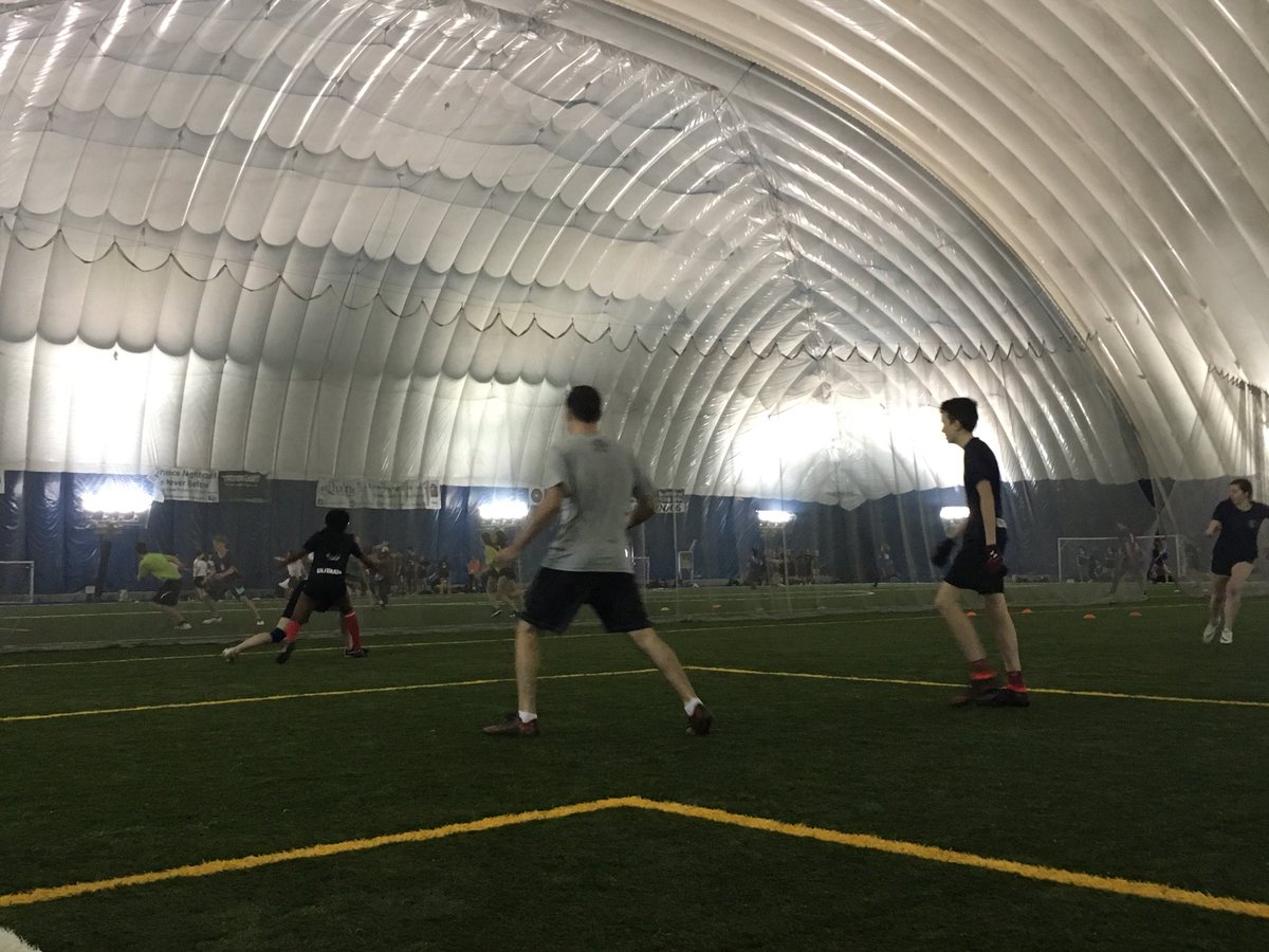 TristanNuyens's tweet photo. Some awesome moves and fantastic spirit happening at the @ocua @LadyGGUltimate Indoor Ultimate Frisbee Tournament at the Superdome!! #spirit #ultimate #DiscIn @MotherTeresaHS https://t.co/uRZOgWh4nf