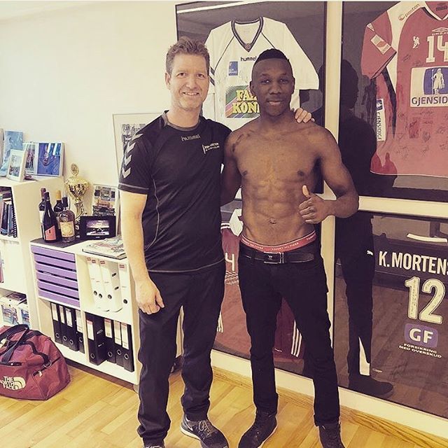 KennethCollins_'s tweet photo. Jeg nåede desværre ikke at smide trøjen ;) god titelkamp i weekenden @enockmpoulsen 💪 #kennethcollins #bodycorrection https://t.co/9y1QbsOaP6 https://t.co/hP8HGy6XHI
