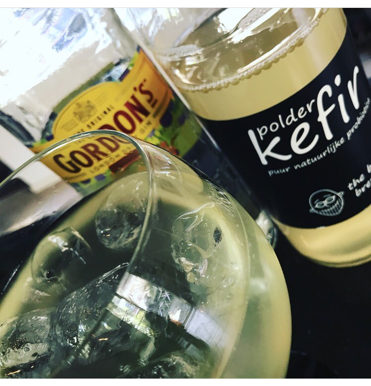 RunWriteRach's tweet image. New healthy mixer for my gin! #kefir #thebaldbrewer #healthygut #postrun @runnersworldnl @UKRunChat @nlrunning @GordonsGinUK