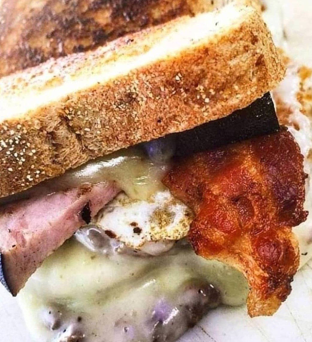 gourmet_stops's tweet photo. #thebigcheesetruck will be serving #yummy #lunch #today at @StMaryLB ->https://t.co/gVPP6TO2L2 Lunch time 11am-2pm!#laeater #laeats #labites #lalunch #melts #streetfood #lafoodtrucks #latrucks #today #lafoodie #foodie #longbeach #grilledcheese https://t.co/eFezUo2yYy