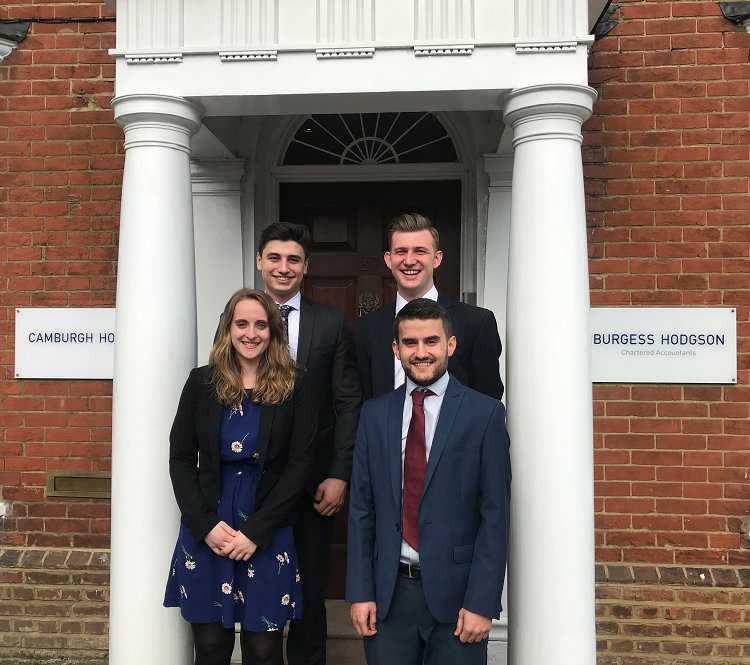 Burgess_Hodgson's tweet photo. 4 of our trainees have an extra special #FridayFeeling today, not just because of the glorious sunshine: Helen, Matt, Max and James have all passed their latest exams. #congratulations #hardwork #paidoff #partqualified #resultsday
https://t.co/rwWYjOC0VZ https://t.co/TlqKtItx1V