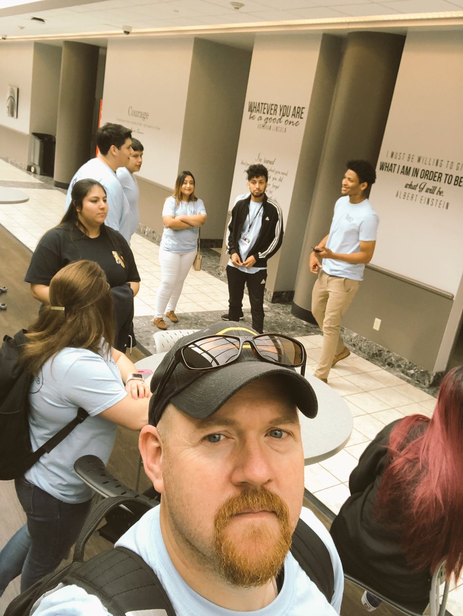 DannyOsborne76's tweet photo. @KleinOak KO2 visiting Blinn College. Never give up! Circumstances do not define you! #LabelsLie #relationshipsmatter #OakEm https://t.co/tFtGokl5ig