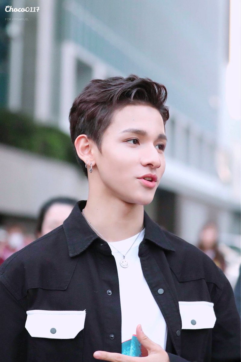 Choco020117's tweet photo. 180420 뮤뱅 퇴근 4P
 @bravepunch0117 
#사무엘 #Samuel #サムエル #ONE https://t.co/mVxdyy3nfT