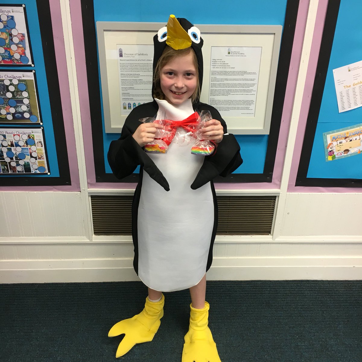 SouthbroomStJ's tweet photo. Thank you to everyone who supported Hannah and her Mum. She will be running the @LondonMarathon 🏃🏼‍♀️on Sunday. As a school we managed to raise £260 for the charity she will be representing - The Scientific Exploration Society 🏔👩🏼‍🔬🛶🗺 https://t.co/rDIi6mE91I