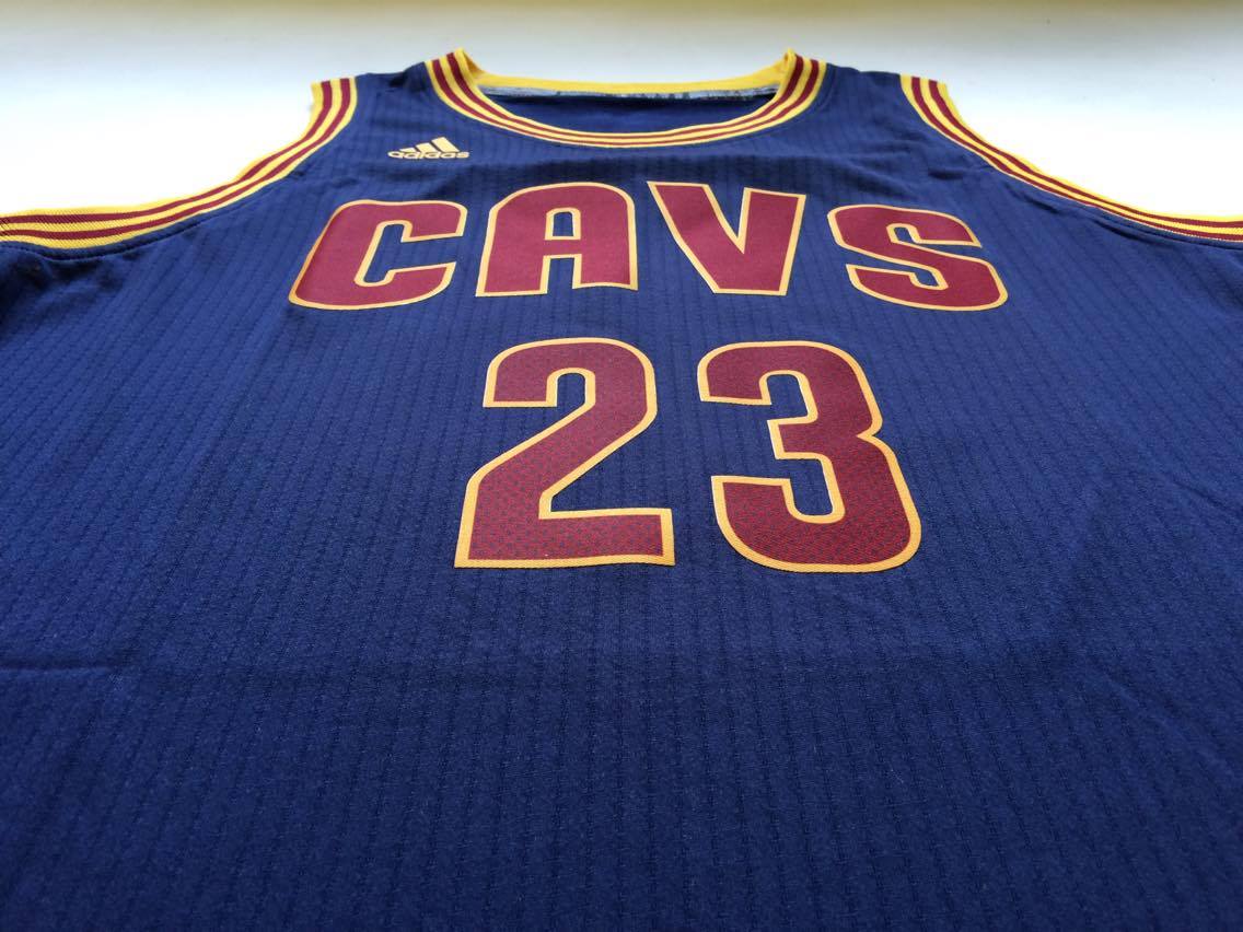jersey_ros's tweet photo. Jersey retrô, do retorno do King James a Cleveland! Façam o pedido em nosso site >> https://t.co/4P4F8kL6hG https://t.co/09pBecXfGT