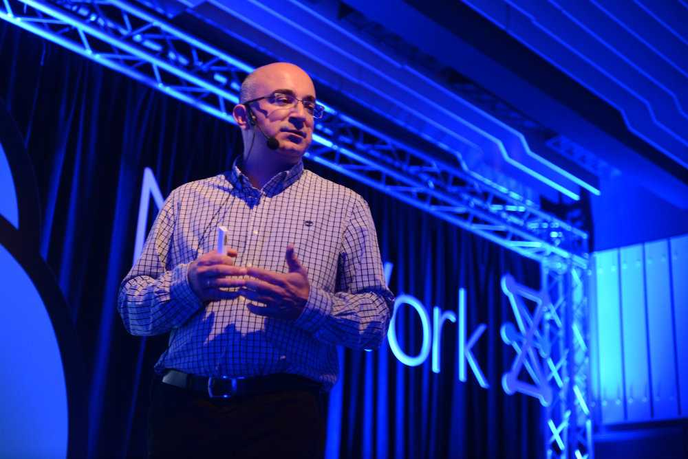 networkbih's tweet photo. Još jednom odlični @ddamirMVP iz kompanije @LogosoftBiH Ovaj put ste imali prilike da čujete novosti vezane za sigurnosne tehnologije u MS ekosistemu. #MSNetwork8 #MakeITcLoud https://t.co/spjjRt5Lep