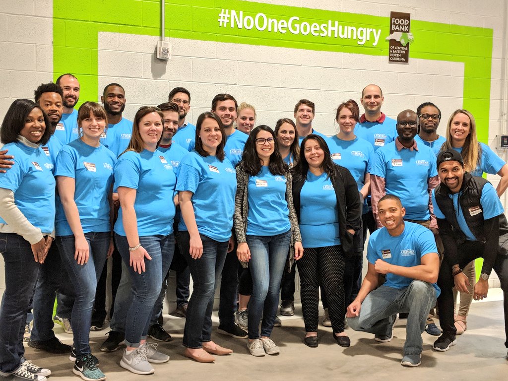 FoodBankCENC's tweet photo. Thanks to @raleighchamber YPN coming out today! @FoodBankCENC appreciates all the help. #YPNTakeover #RaleighYPN #SpringServiceDay #NoOneGoesHungry https://t.co/dx9amCGtvM