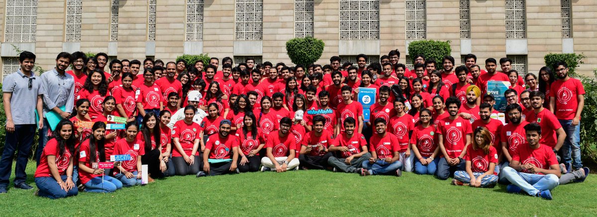 ponguru's tweet photo. Stupendous performance by students of #CSE501 #BBI2018 #Elated Building Better Interfaces 2018. Pics (80+): https://t.co/59FW87ofmW #design #HCI #Human #computer #interaction https://t.co/wHtW99Hgud