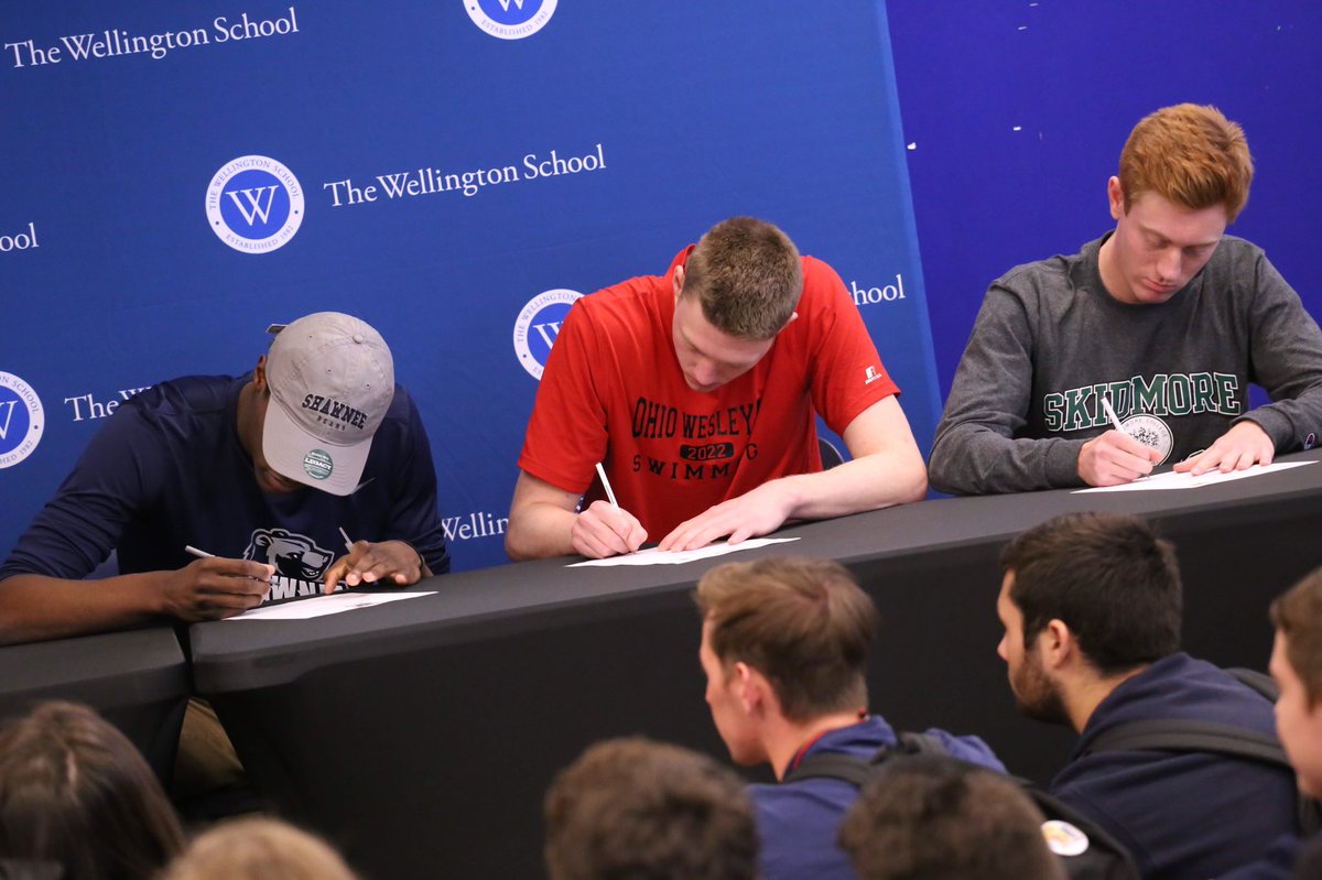 GoJagAthletics's tweet image. Congratulations to the student athletes that signed today to play college athletics next year! 

Solomon Pierre-Louis - Air Force 🏀
Bob Faller - Case Western 🏀
Noah Berry - Shawnee State 🏀
David Jacques - Ohio Wesleyan 🏊🏼‍♂️
Connor Biernat - Skidmore 🎾
