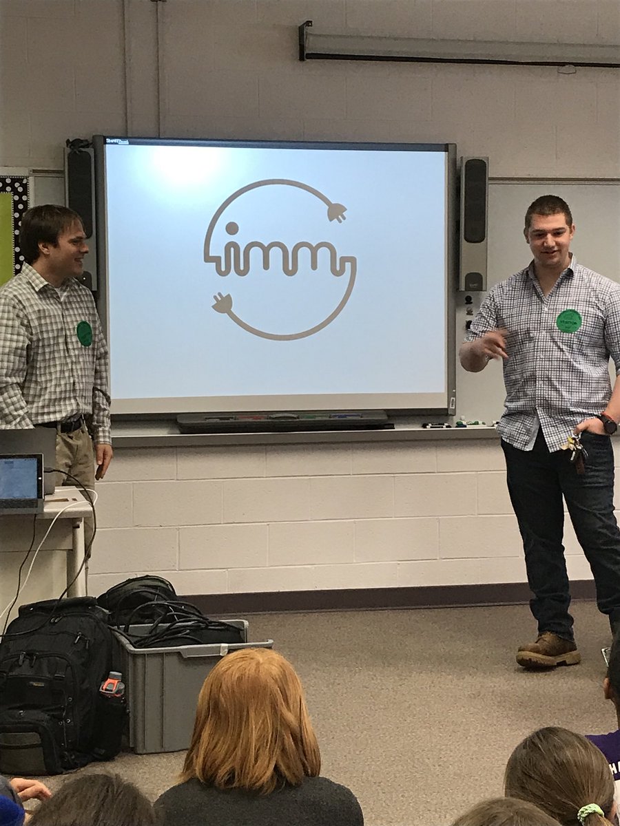 DrHydrogenHC's tweet photo. @jkuip @BrettRatner21 Wow!! Blown away by Professor John and Professor Brett... maker space, technology, musical thinking, “mistakes are ok... “ these guys have it all! @TCNJ @MsKaylaTaylor @MissEmAnderson #makerspacesareamazing https://t.co/ZGMbTrDKtv