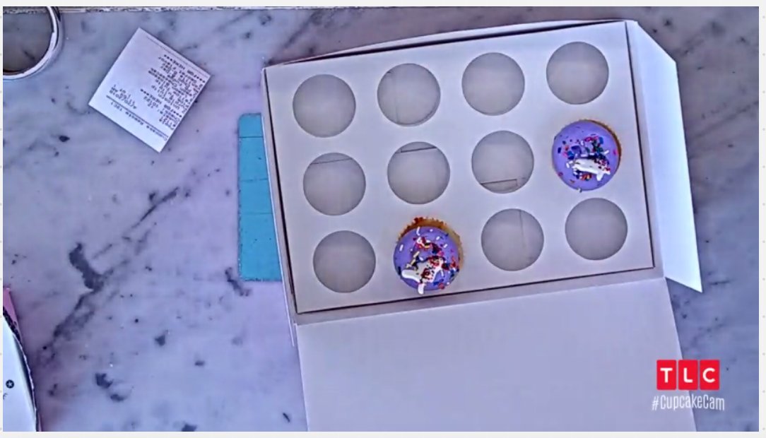 GTownCupcake's tweet photo. The best dozens start with π¦π¦π¦ cupcakes! π Can you guess what flavors are going in next? Watch what everyone is getting LIVE on our #CupcakeCam #PackingCam at https://t.co/c84N15DmKn! https://t.co/rOdxq7Doxj