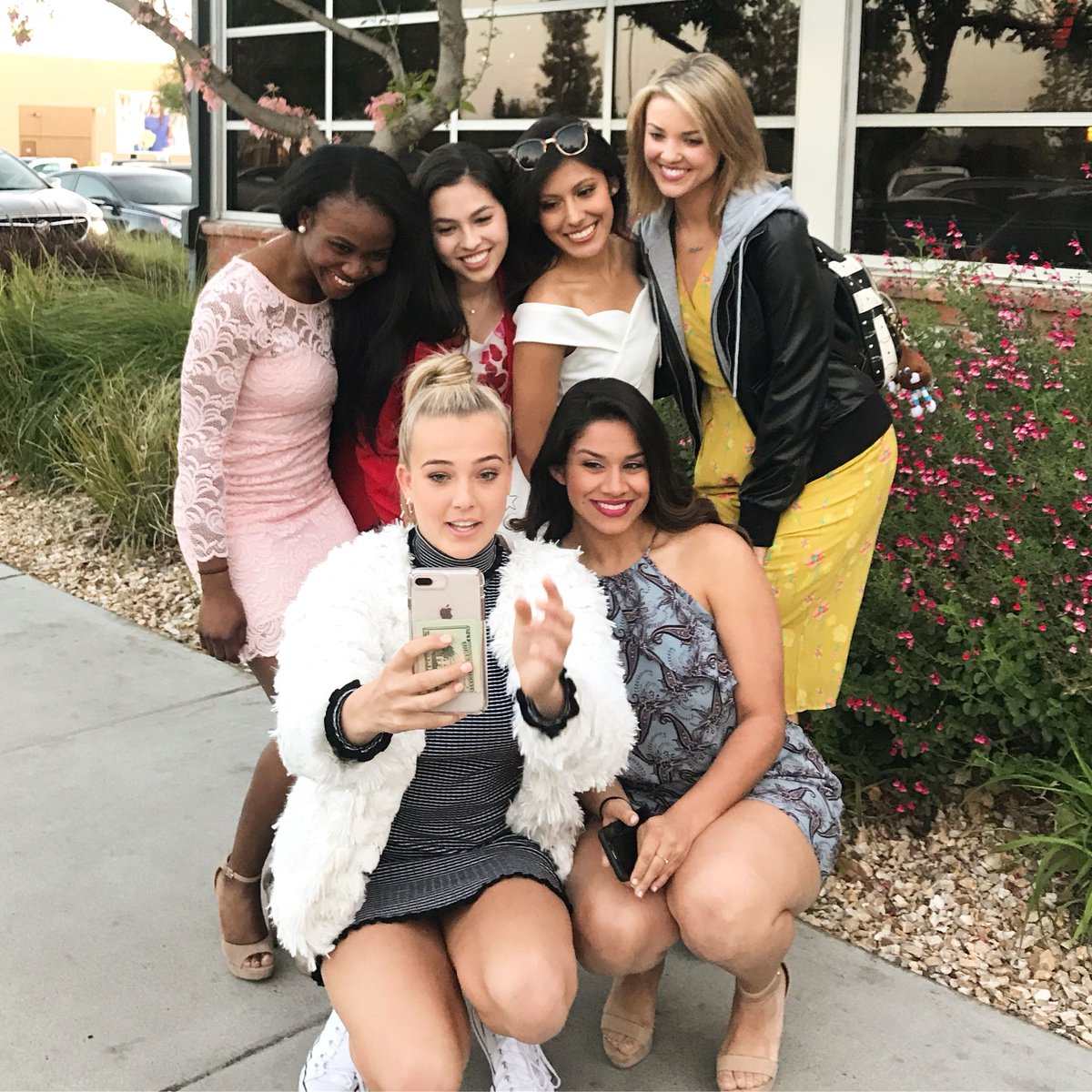 helena_czo's tweet photo. Flashback Friday to a lifetime souvenir with my Anaheim team in Fresno 😍🤗👑 #missanaheimhillsteen #pageantlife #weekend #friyay #weekendvibes #happyfriday #pageantgirl #fresyes #pageantry #beautypageant #titleholder #pageantsisters #pageantgirls #beautyqueen #pageanttime https://t.co/2T02pYPLYu