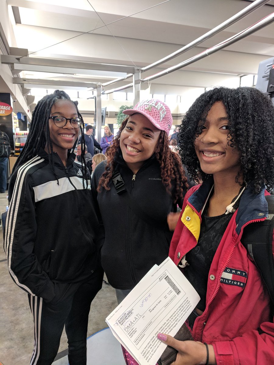 VictoriaWiles1's tweet photo. Here we come Atlanta. . . https://t.co/yzUVyotoAP