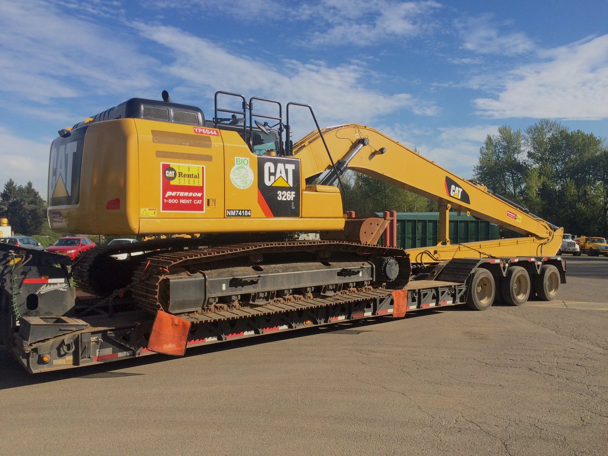 Rent_Cat's tweet photo. Our long reach excavators do much of their work around waterways that are home to some very important fisheries; so we set them up with fish friendly biodegradable hydraulic fluid and non toxic antifreeze...just in case. 🐡 https://t.co/ZFygd3jWXz